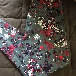 Lularoe Disney leggings
